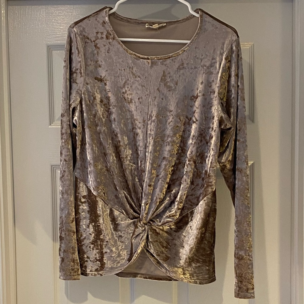 Pleione Crushed Velvet Knotted Long Sleeve Top